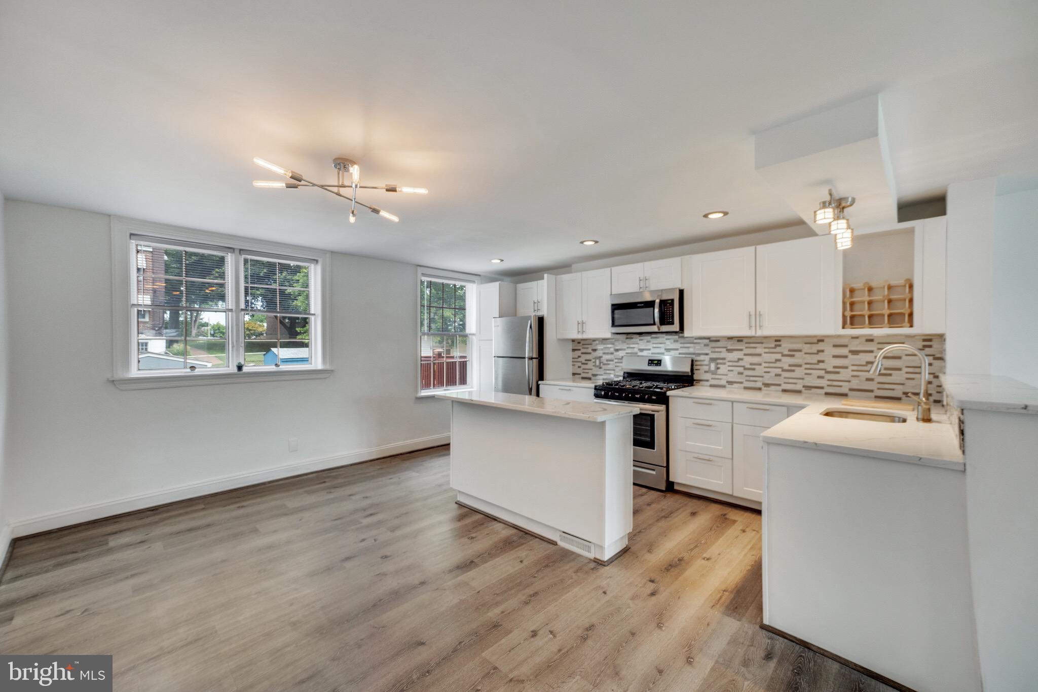 5233 North Springfield Road Clifton Heights, PA 19018 - Photo 2 of 26 Brand New Custom Kitchen