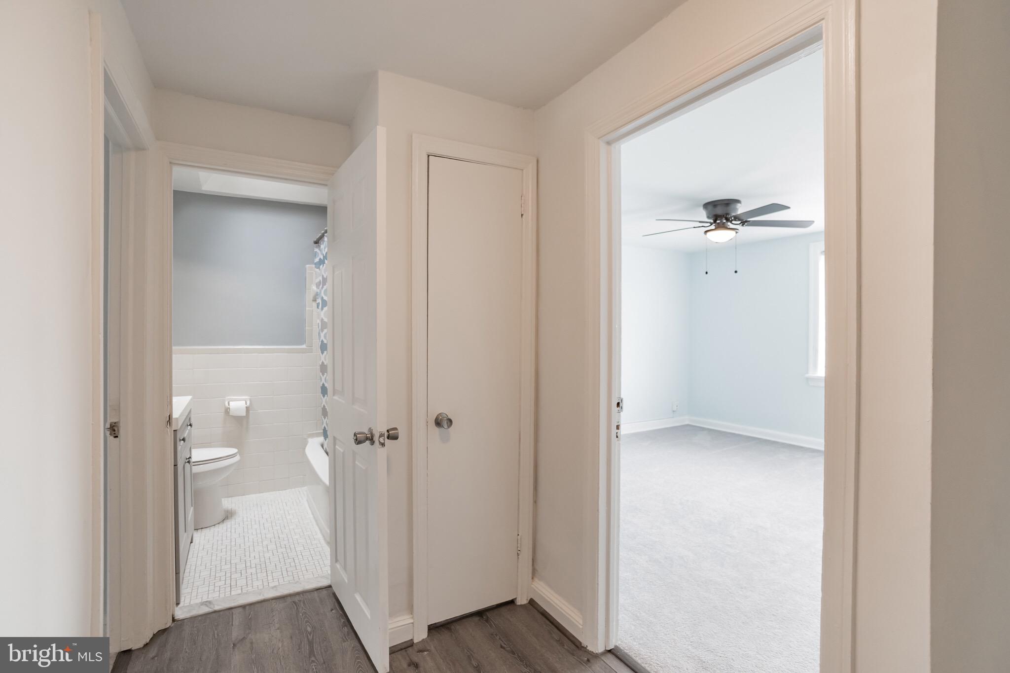 5233 North Springfield Road Clifton Heights, PA 19018 - Photo 12 of 26 Hall