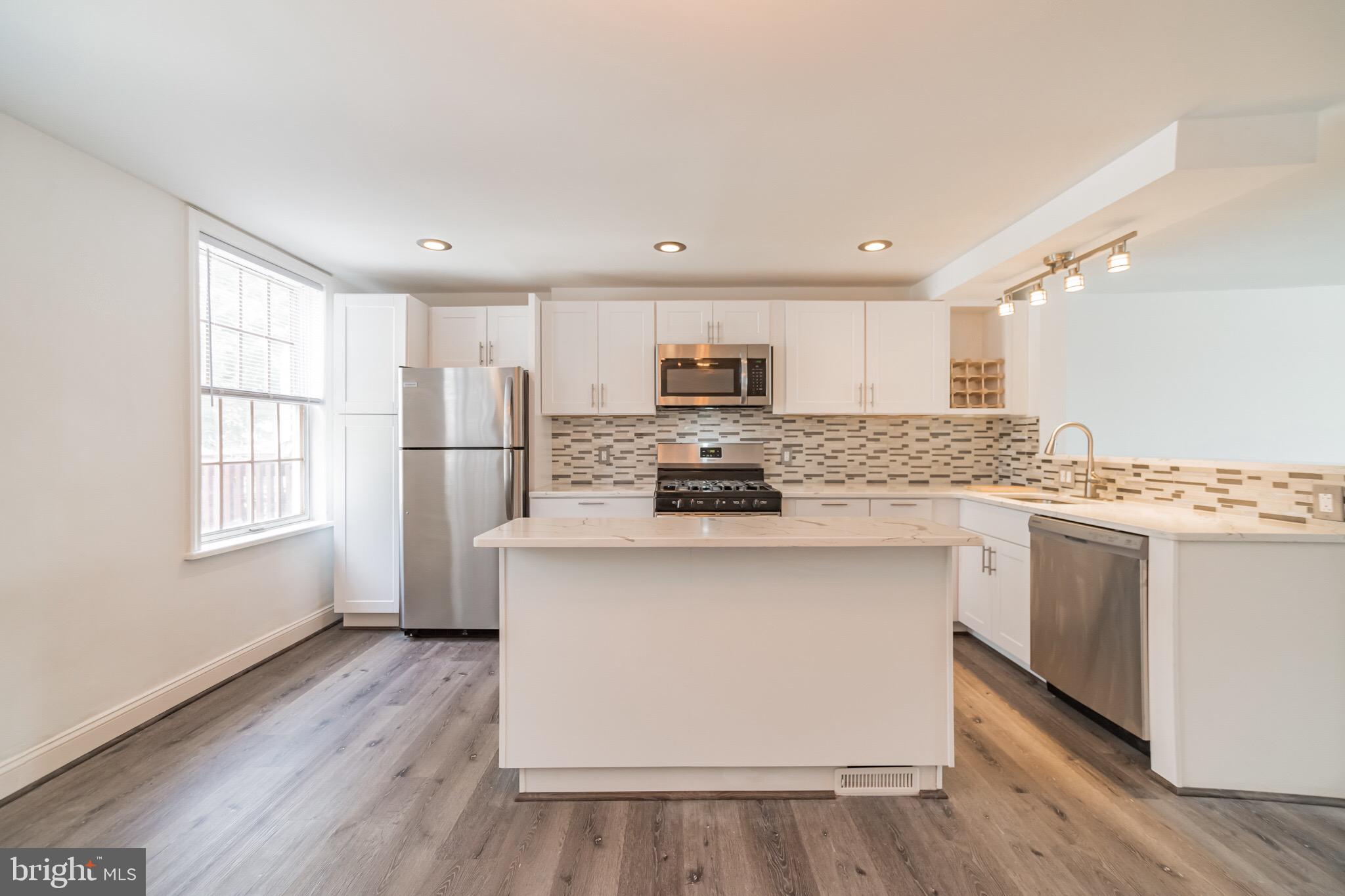 5233 North Springfield Road Clifton Heights, PA 19018 - Photo 4 of 26 New Cabinetry
