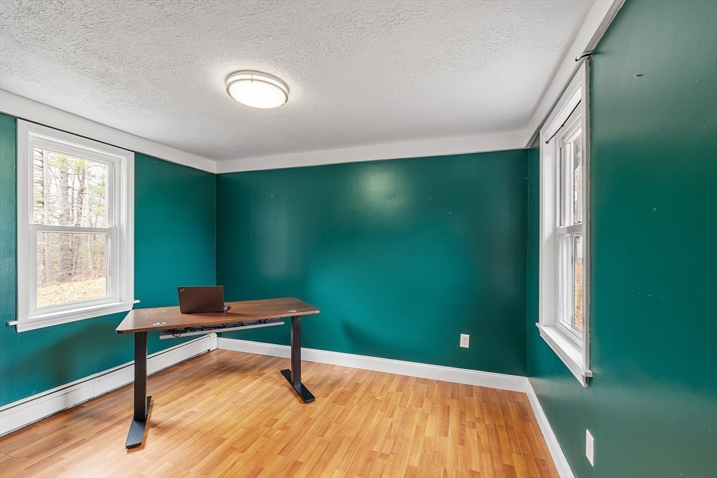 26 Tuttle Road Sterling, MA 01564 - Photo 20 of 39