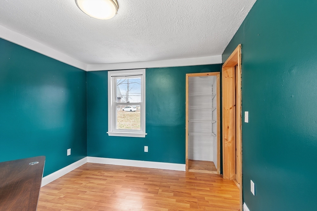 26 Tuttle Road Sterling, MA 01564 - Photo 21 of 39