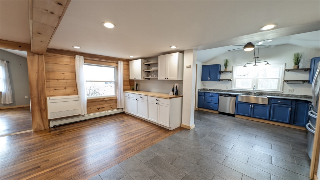 26 Tuttle Road Sterling, MA 01564 - Photo 6 of 39