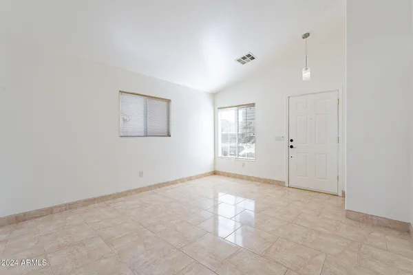 $1,700 | 1338 West Roosevelt Avenue, Coolidge, AZ 85128