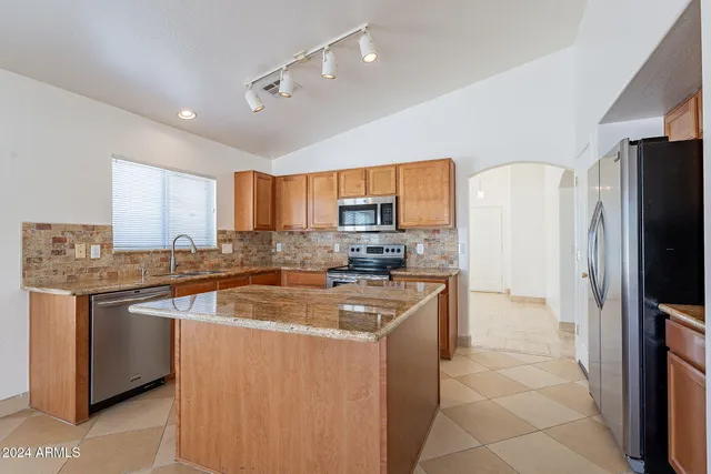 $1,700 | 1338 West Roosevelt Avenue, Coolidge, AZ 85128