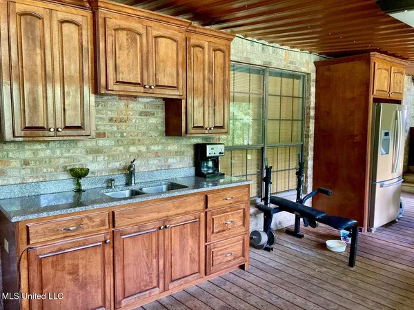 $550,000 | 18159 Highway 15, Decatur, MS 39327
