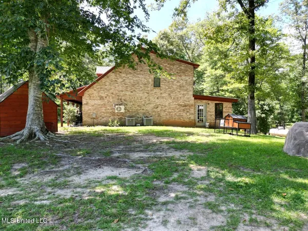$550,000 | 18159 Highway 15, Decatur, MS 39327