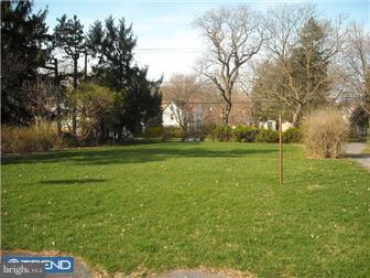 213 2nd Street Shillington, PA 19607 - Photo 2 of 3 Exterior Back