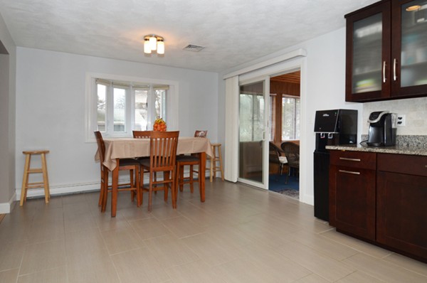 6 Fairfield Road Wilmington, MA 01887 - Photo 4 of 29 Gallery Image 4