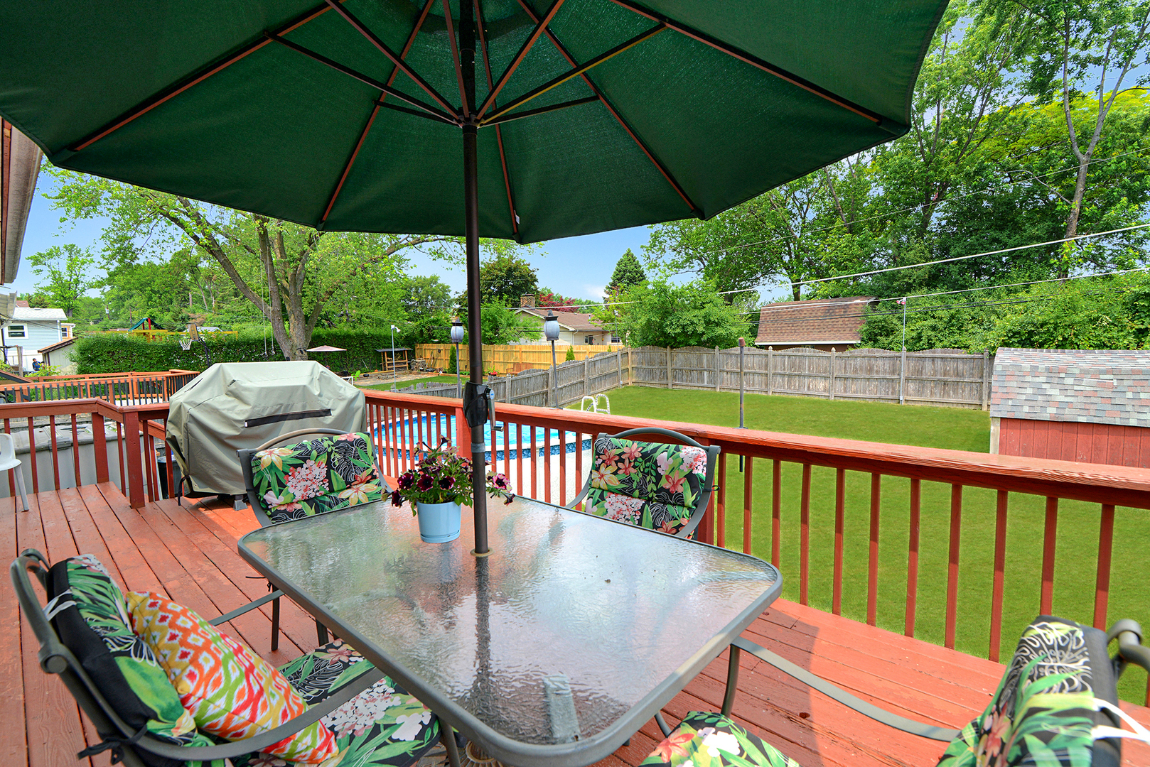 720 Terry Road Glendale Heights, IL 60139 - Photo 3 of 28 a view of a balcony with outdoor seating