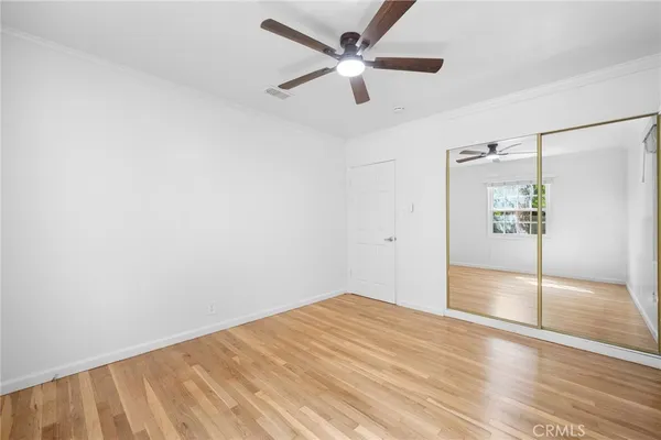 $3,995 | 17429 Burbank Boulevard, Encino, CA 91316
