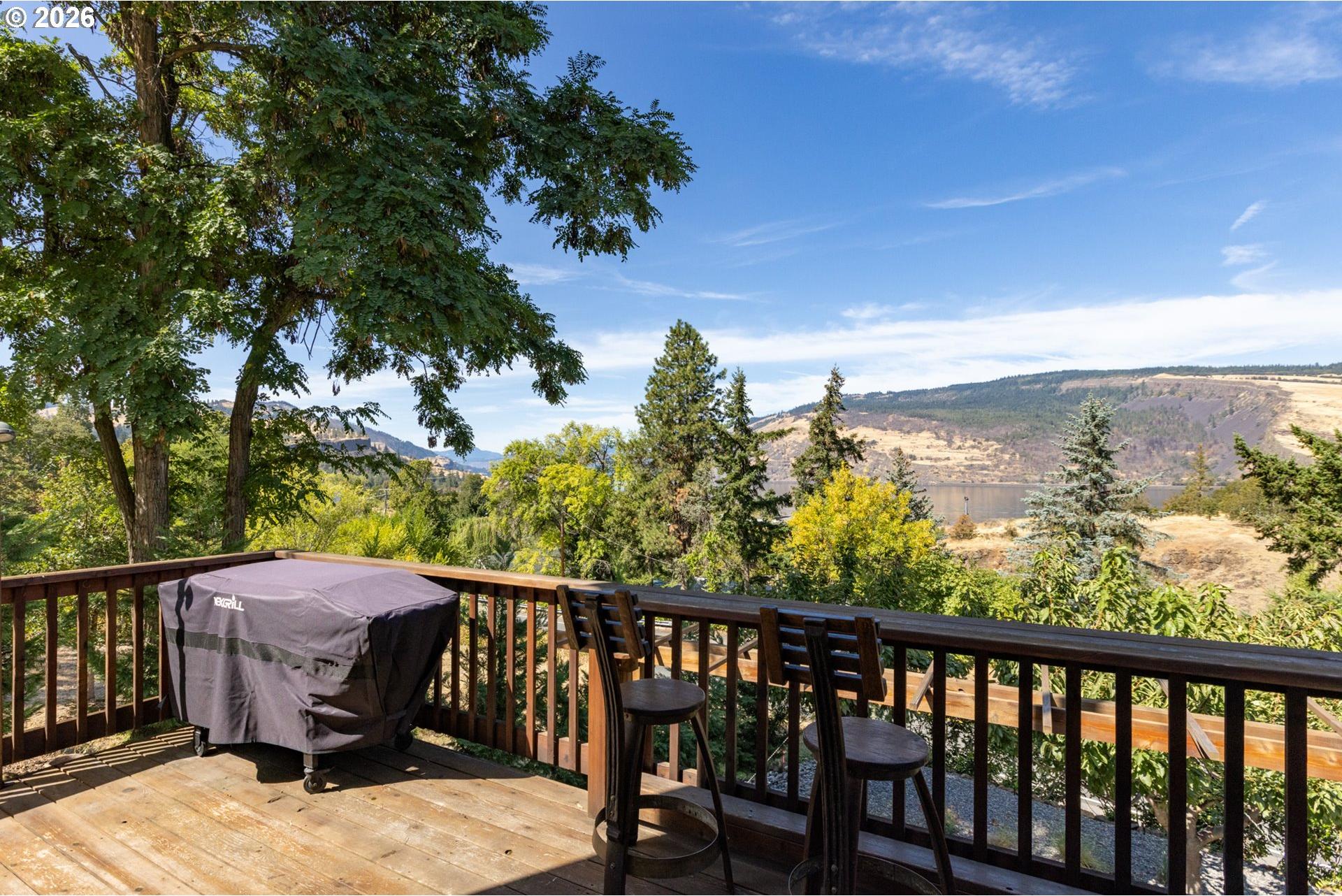 407 Huskey Road Mosier, OR 97040 - Photo 16 of 47 Gallery Image 16