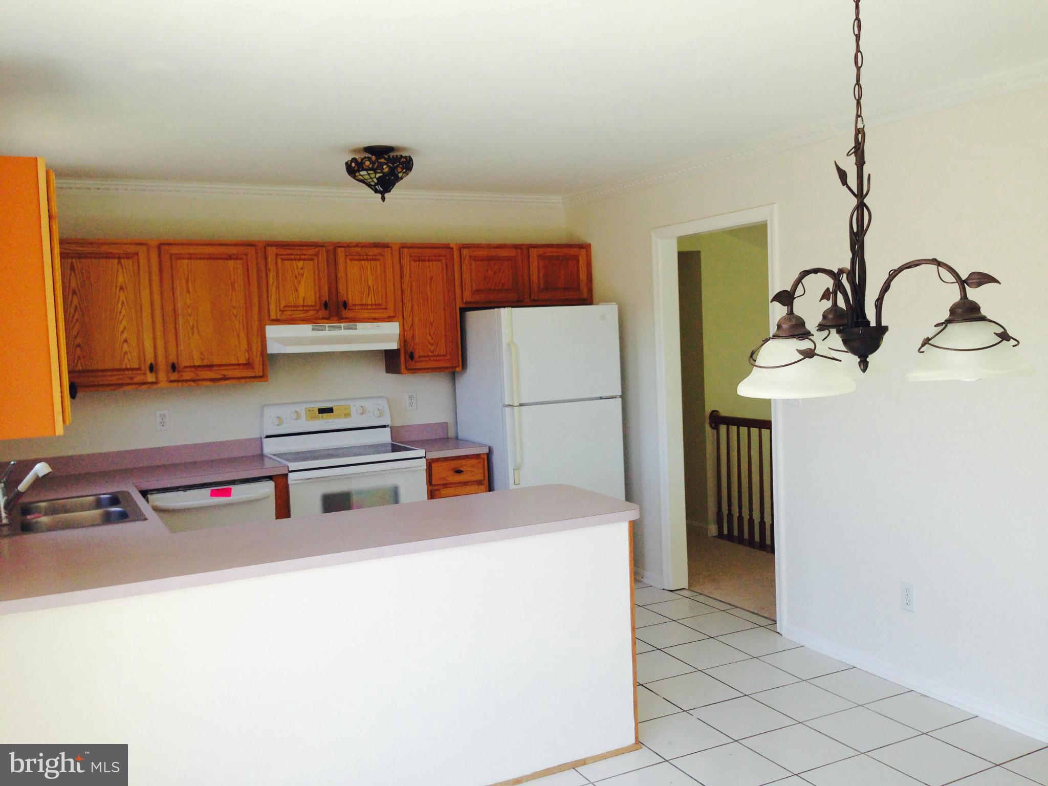 10617 Old Barn Road New Market, MD 21774 - Photo 8 of 17 Kitchen