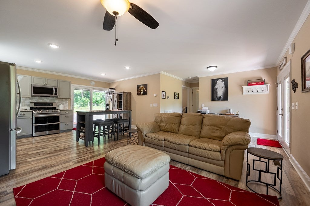 1610 Pope Road Ivanhoe, VA 24350 - Photo 18 of 93 Gallery Image 18