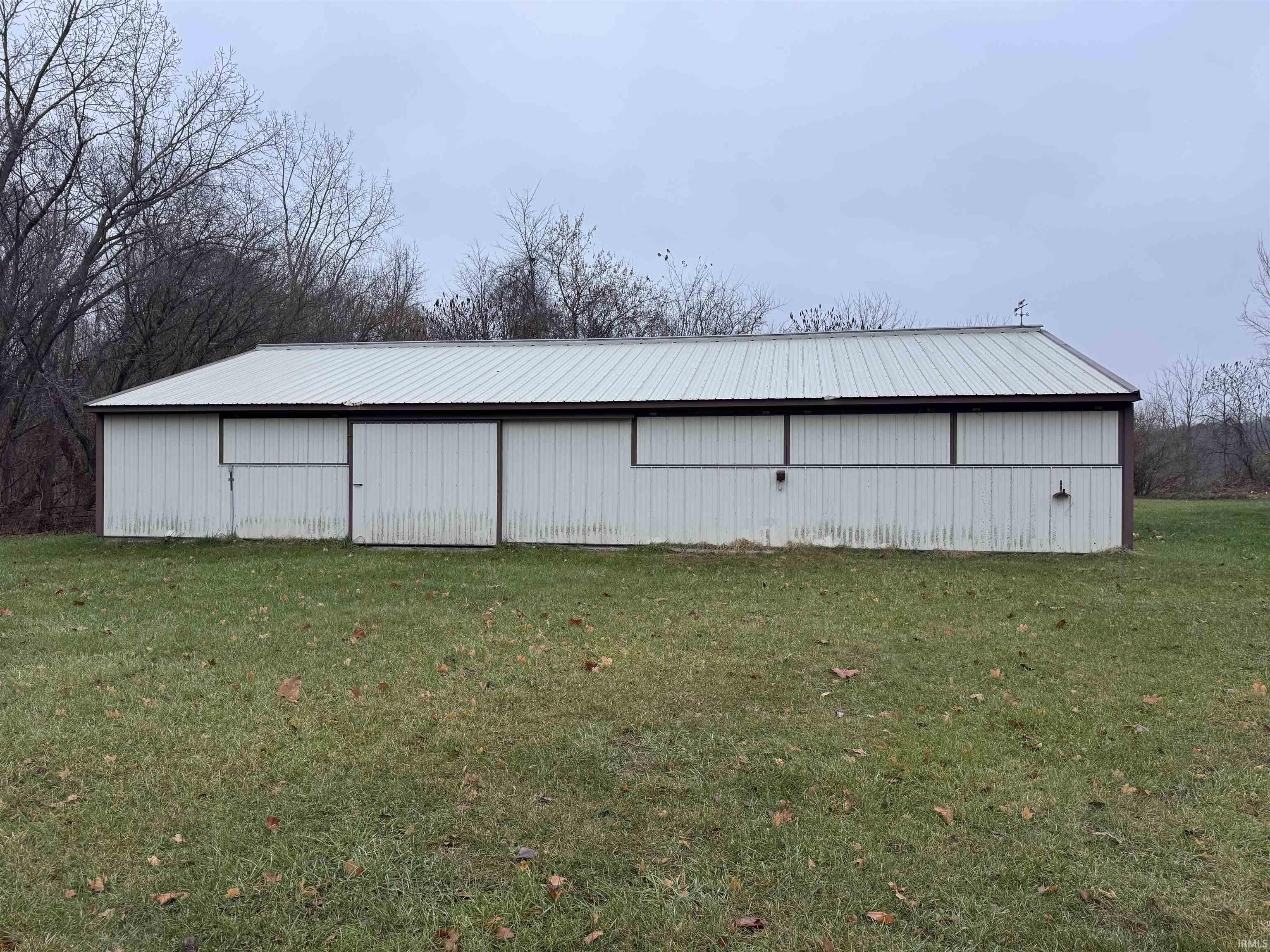 66110 Oak Road Lakeville, IN 46536 - Photo 24 of 36