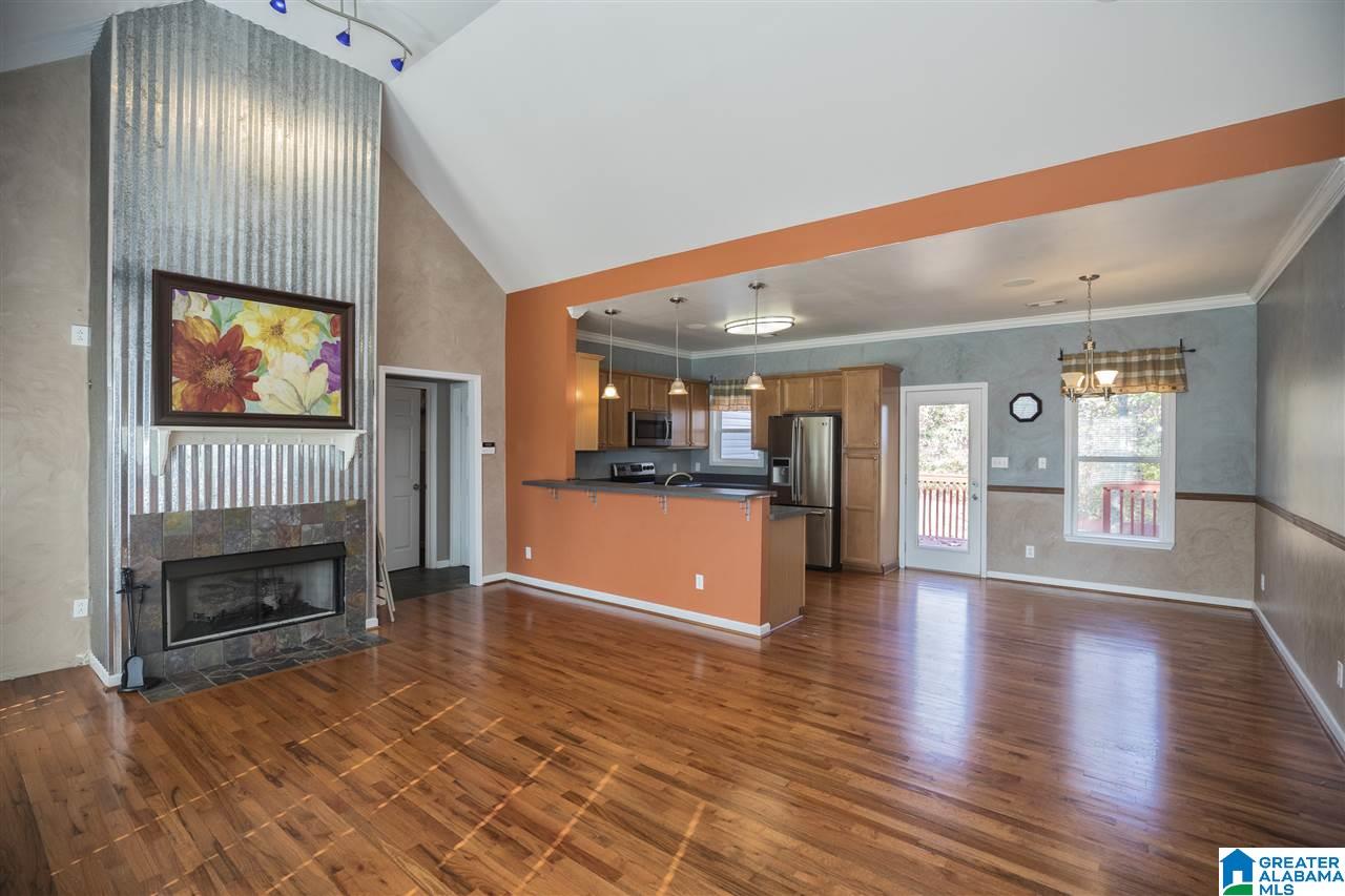 561 Henderson Road Odenville, AL 35120 - Photo 3 of 15