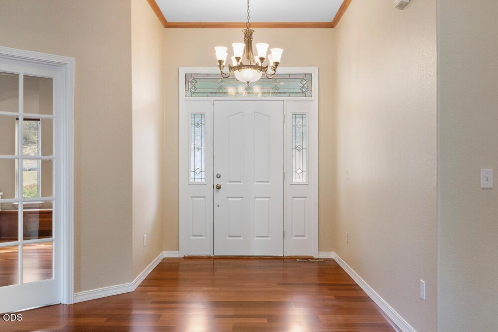 9522 Kestrel Road Klamath Falls, OR 97601 - Photo 2 of 69 Gallery Image 2