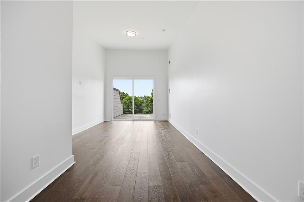 211 Bass Street Southwest, Unit 10 Atlanta, GA 30315 - Photo 30 of 34