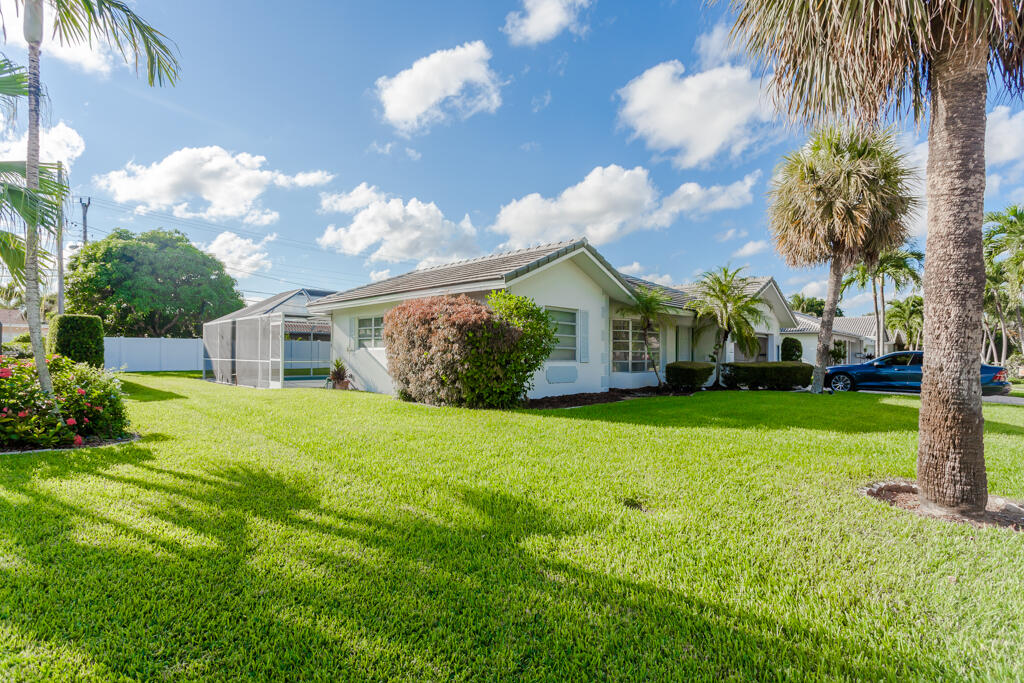 617 Northwest 11th Avenue Boca Raton, FL 33486 - Photo 2 of 17 Hunt-1