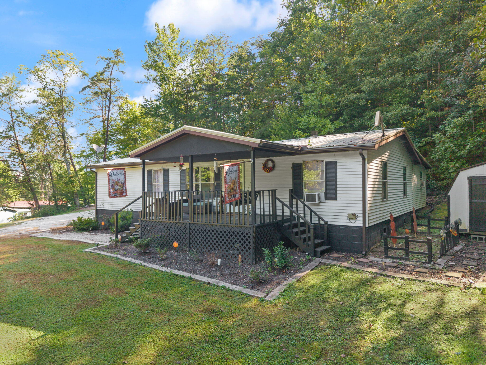 85 Neal Silva Road Clay City, KY 40312 - Photo 39 of 49 3-web-or-mls-DJI_20260904103921_0006_D