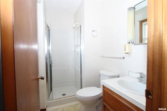 $234,700 | 1510 7th Avenue South, Clinton, IA 52732