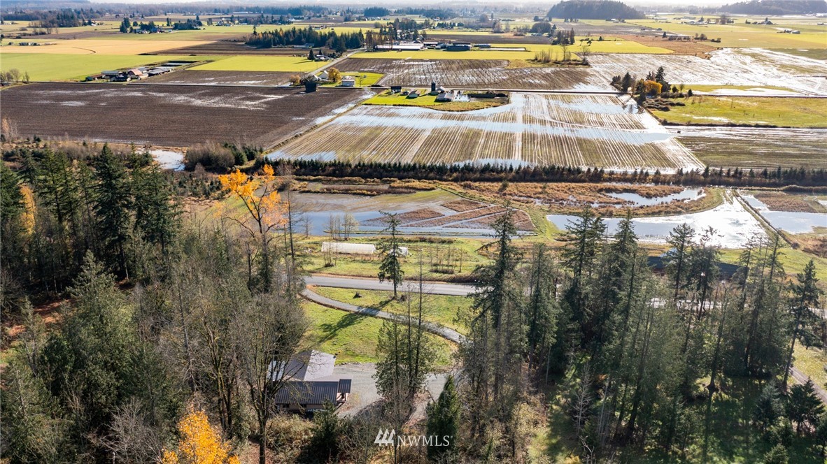 7655 F F & S Grade Road Sedro-Woolley, WA 98284 - Photo 3 of 22 Gallery Image 3