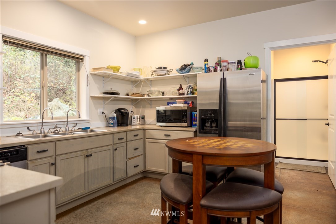 7655 F F & S Grade Road Sedro-Woolley, WA 98284 - Photo 8 of 22 Gallery Image 8