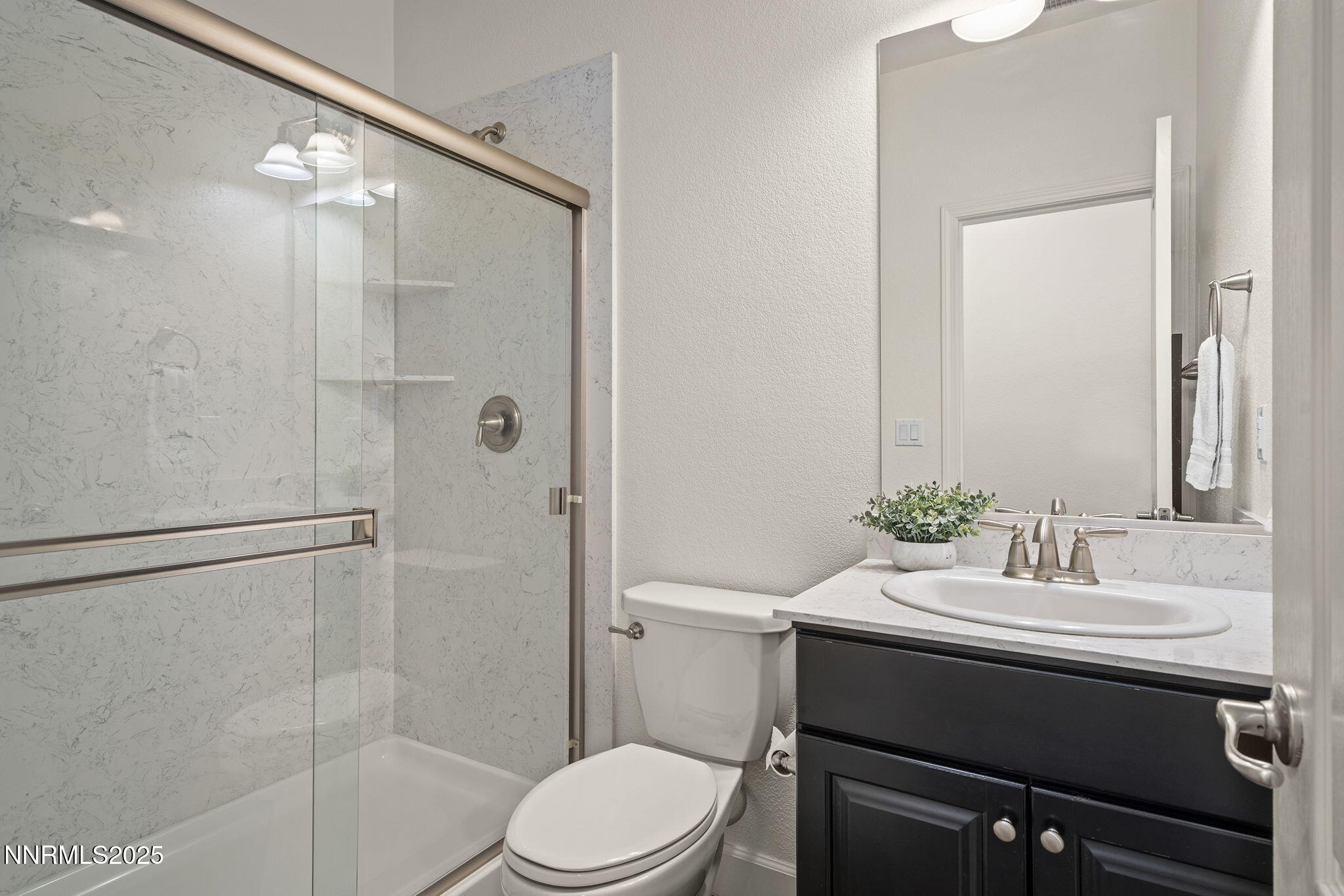 10450 Palladium Mine Drive Reno, NV 89521 - Photo 25 of 37 28-web-or-mls-_DSC8656