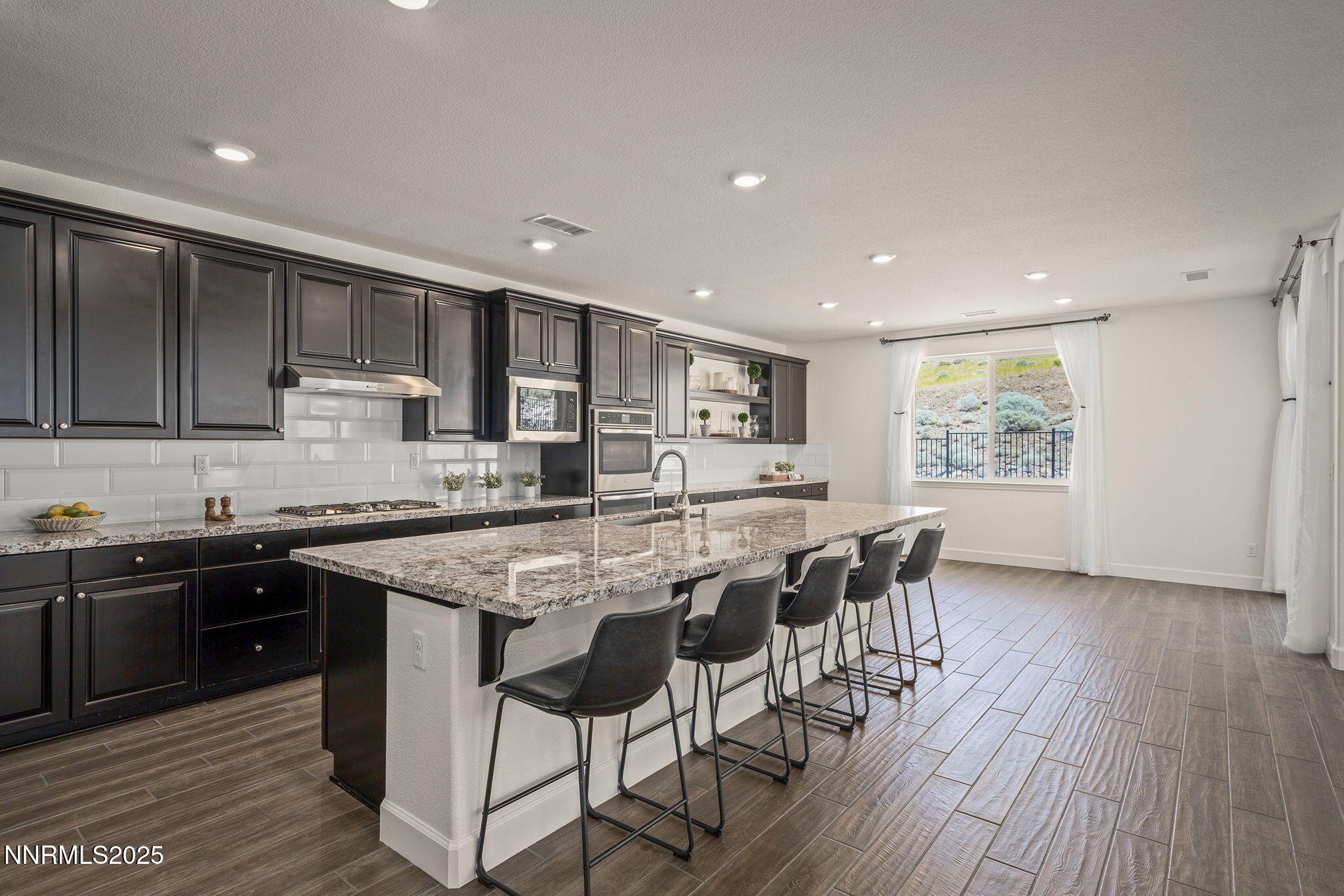 10450 Palladium Mine Drive Reno, NV 89521 - Photo 8 of 37 24-web-or-mls-_DSC8588