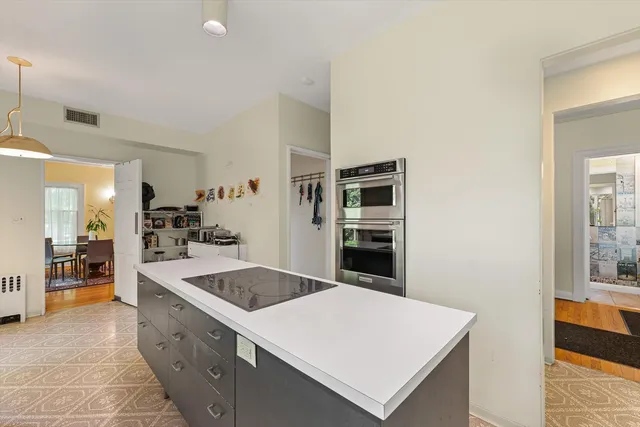 $735,000 | 1109 Douglas Avenue, Urbana, IL 61801