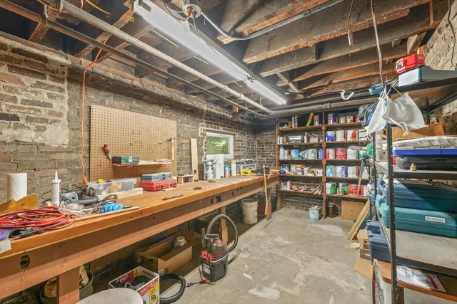 $735,000 | 1109 Douglas Avenue, Urbana, IL 61801