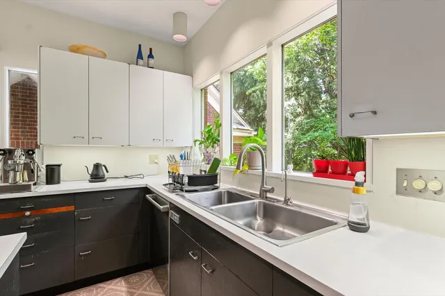 $735,000 | 1109 Douglas Avenue, Urbana, IL 61801