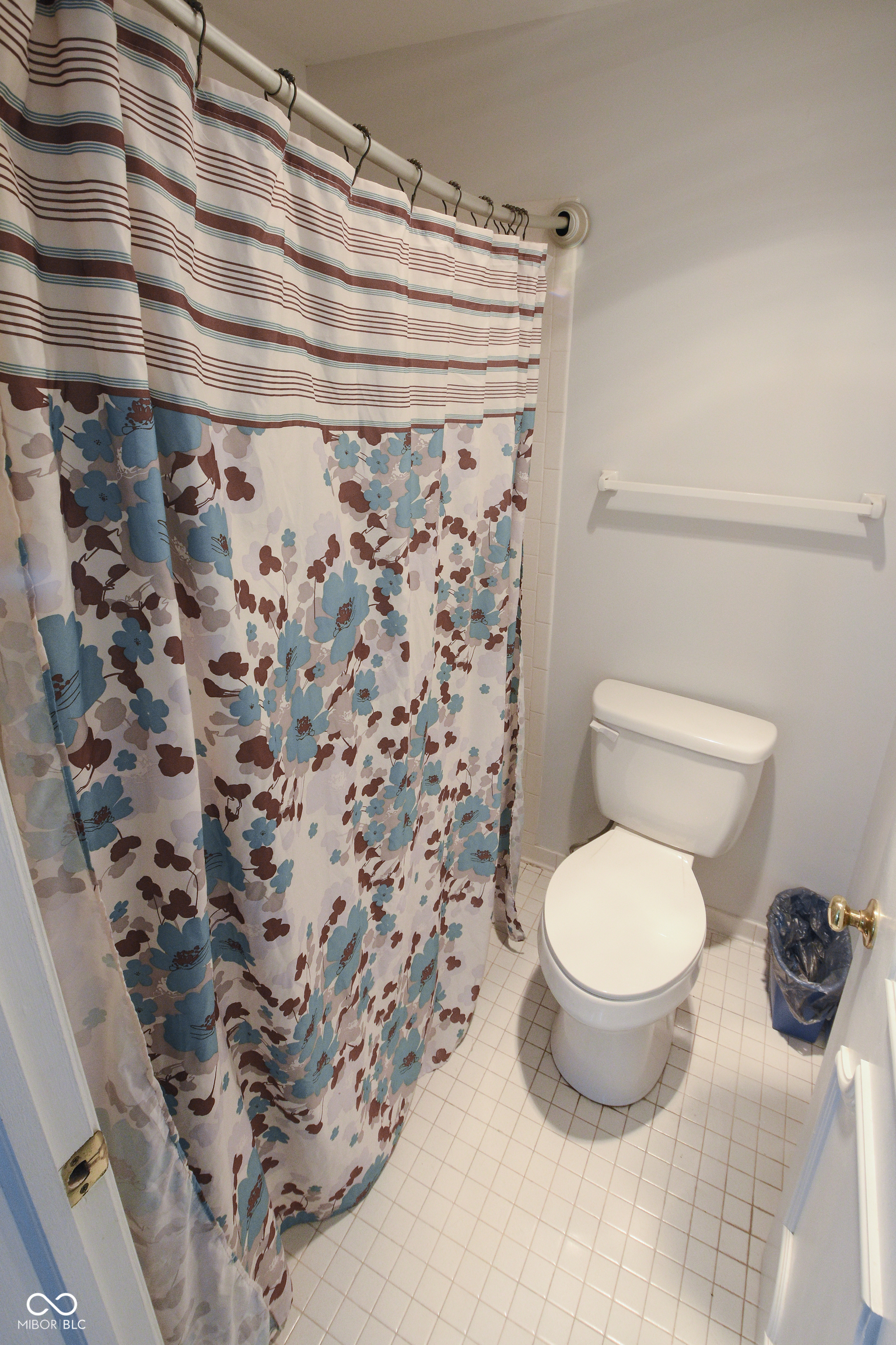 5533 Roxbury Terrace Indianapolis, IN 46226 - Photo 31 of 65