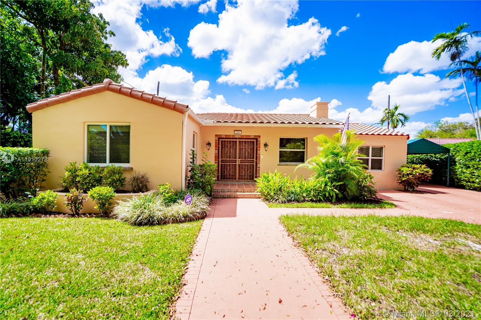 800 Southwest 28th Road Miami, FL 33129 - Photo 1 of 38