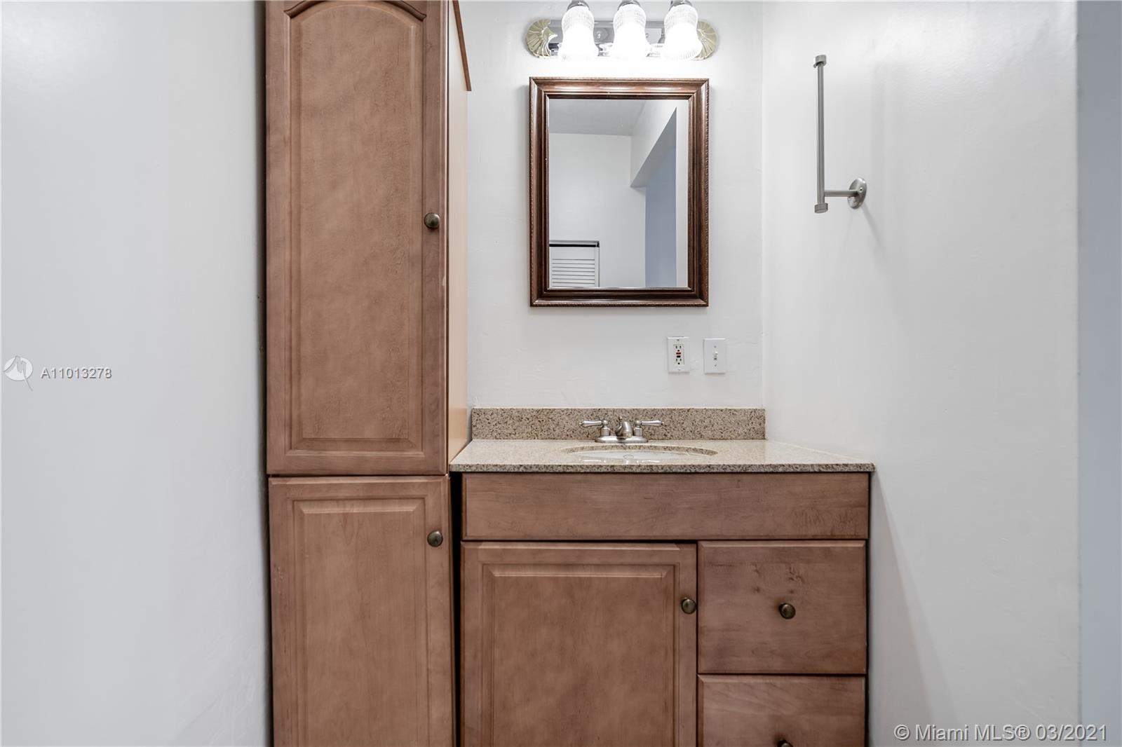 800 Southwest 28th Road Miami, FL 33129 - Photo 29 of 38