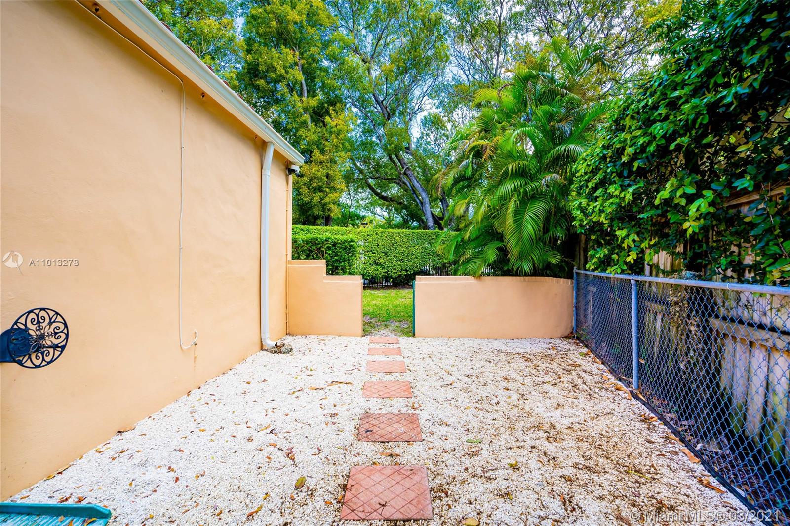 800 Southwest 28th Road Miami, FL 33129 - Photo 36 of 38