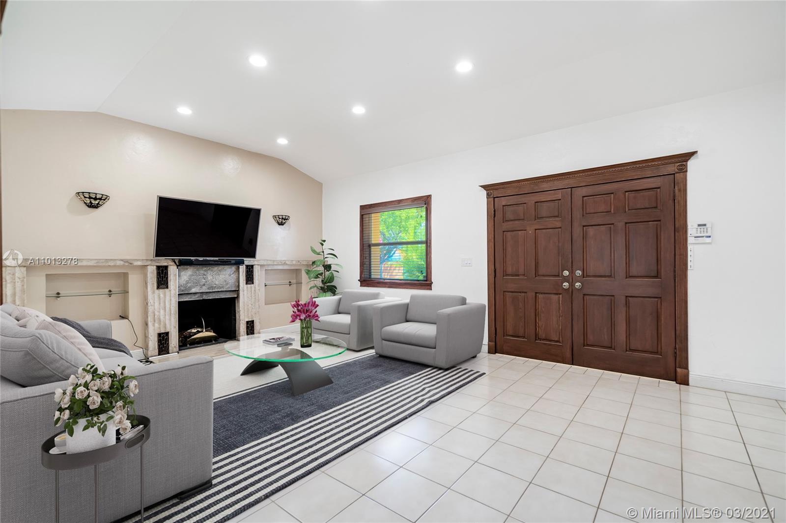 800 Southwest 28th Road Miami, FL 33129 - Photo 7 of 38