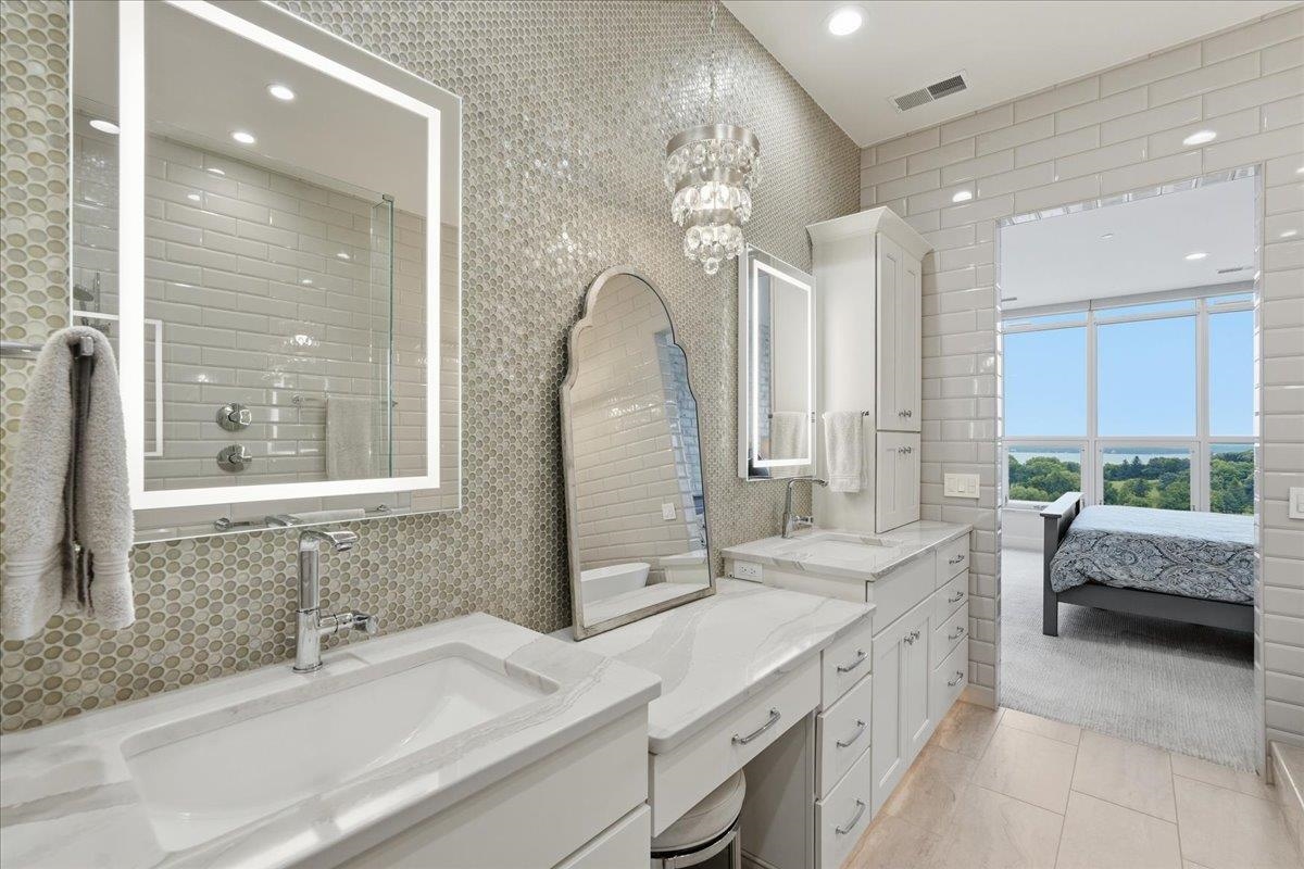 625 North Segoe Road, Unit 1100 Madison, WI 53705 - Photo 28 of 60