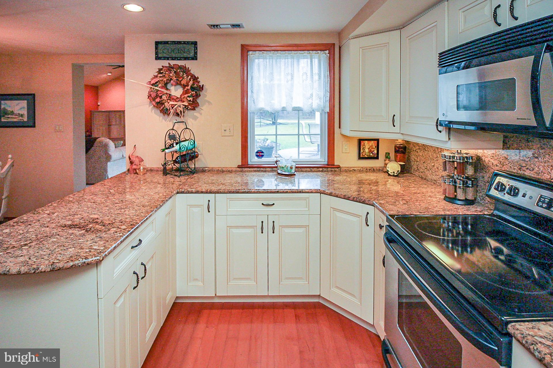 11 Lancaster Drive Westampton, NJ 08060 - Photo 7 of 44