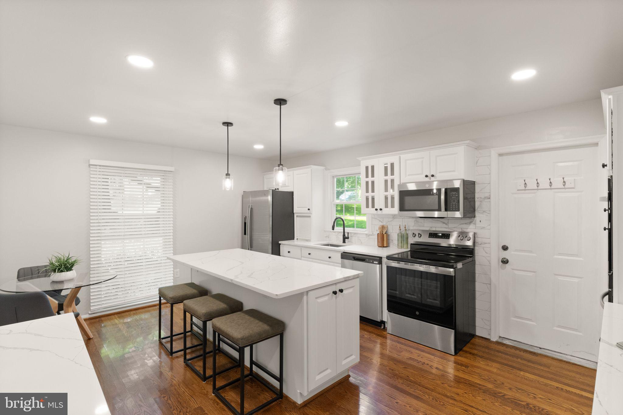 2037 Durand Drive Reston, VA 20191 - Photo 17 of 79 Fully updated kitchen