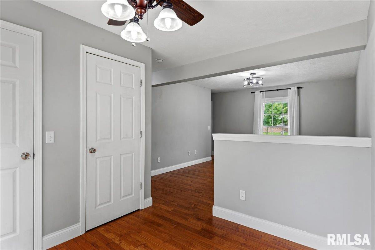 639 Deerfield Road Chatham, IL 62629 - Photo 8 of 43