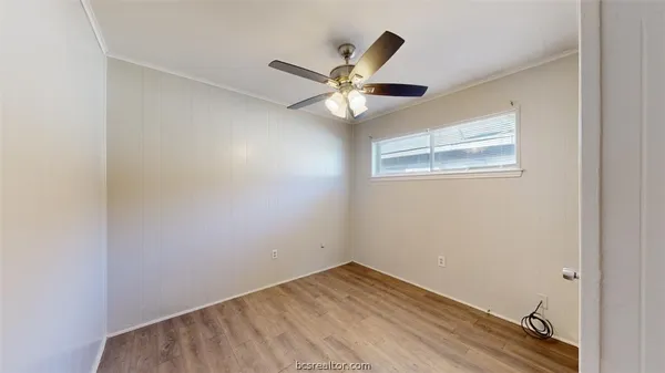 $775 | 208 Lynn Drive, Unit B, Bryan, TX 77801