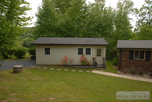 217 Hudler Town Road Crumpler, NC 28617 - Photo 7 of 16 Gallery Image 7