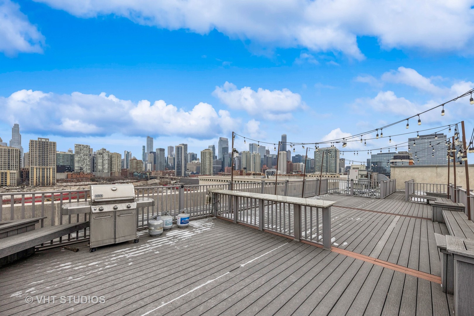680 North Green Street, Unit 413 Chicago, IL 60642 - Photo 11 of 12 a view of roof deck with patio