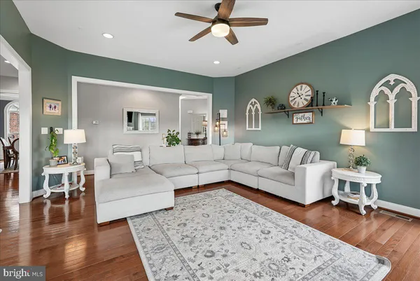 $1,325,000 | 38766 Rambling Farm Drive, Hamilton, VA 20158