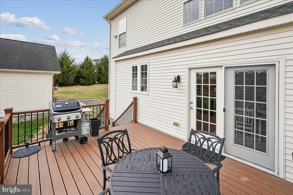 $1,325,000 | 38766 Rambling Farm Drive, Hamilton, VA 20158