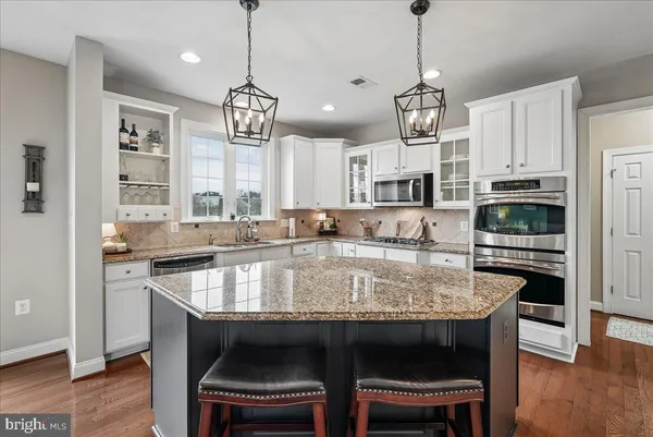 $1,325,000 | 38766 Rambling Farm Drive, Hamilton, VA 20158