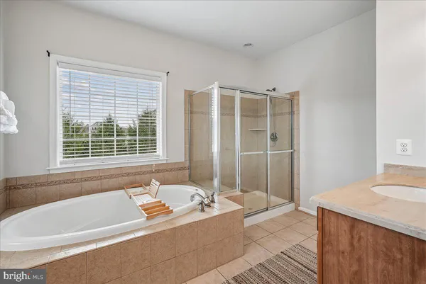 $1,325,000 | 38766 Rambling Farm Drive, Hamilton, VA 20158