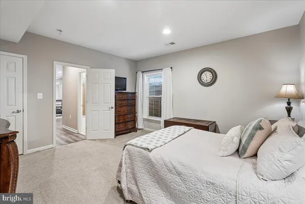 $1,325,000 | 38766 Rambling Farm Drive, Hamilton, VA 20158