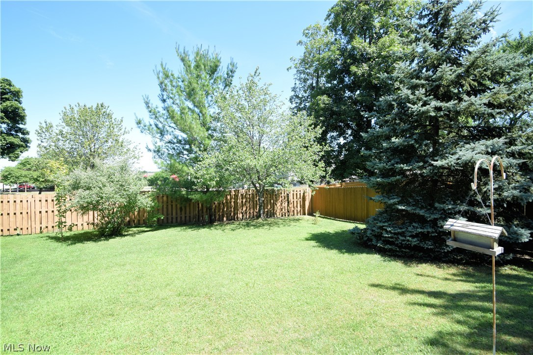 8564 Newcomb Drive Parma, OH 44129 - Photo 30 of 31