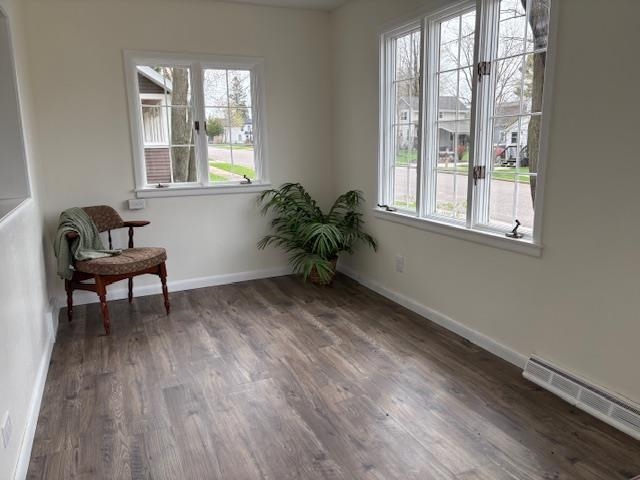 306 West Main Street Thorp, WI 54771 - Photo 3 of 32